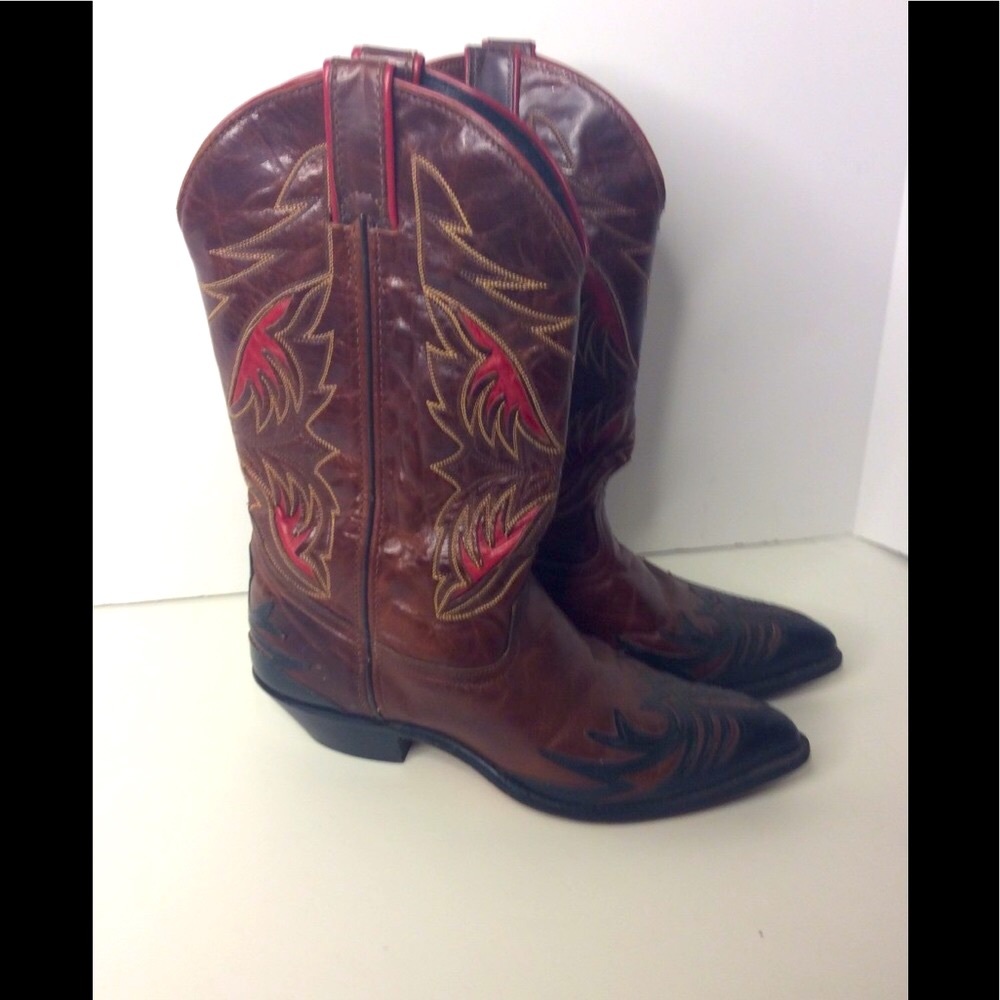 Cowgirl Leather boots brown & black no other discounts